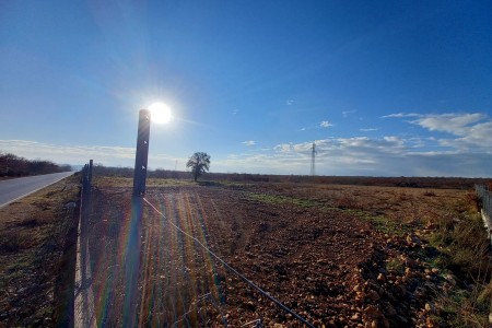 ZADAR ŽERAVA - POSLOVNO GRAĐEVINSKA ZONA 9.000m2