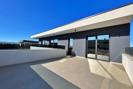VILLA IN GORNJI ZEMUNIK, VICINITY OF ZADAR - FOR SALE