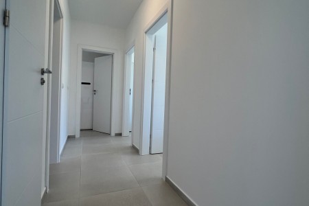 OTOK VIR (ZADAR) - NOVOGRADNJA - ZGRADA S 4 ODVOJENA APARTMANA