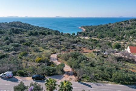 RIJETKOST ! - Ishođena pravomoćna građevinska dozvola za projekt! Murter-Čigrađa