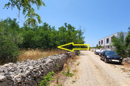 TOP GRAĐEVINSKO ZEMLJIŠTE 673 m2 - ZATON KOD ZADRA, vlasništvo čisto 1/1 bez tereta