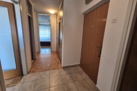 Prodaja stana Bili Brig Zadar - pogled na more!