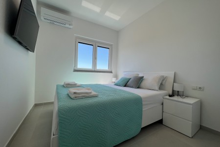 OTOK VIR (ZADAR) - NOVOGRADNJA - ZGRADA S 4 ODVOJENA APARTMANA