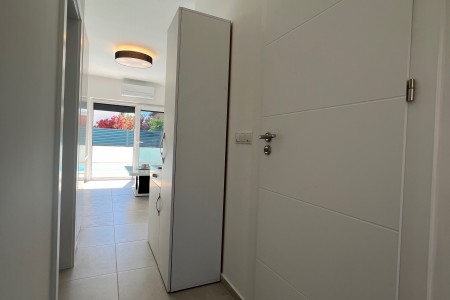 OTOK VIR (ZADAR) - NOVOGRADNJA - ZGRADA S 4 ODVOJENA APARTMANA