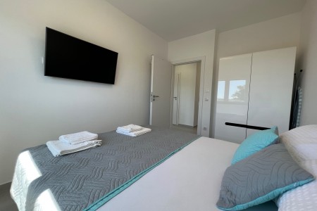 OTOK VIR (ZADAR) - NOVOGRADNJA - ZGRADA S 4 ODVOJENA APARTMANA