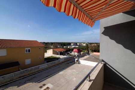 PRILIKA !  -   2.400 eur m2 !   -    250m OD MORA I PLAŽE !