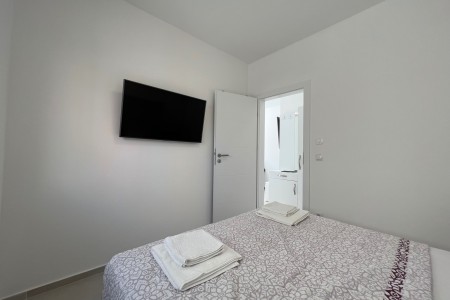 OTOK VIR (ZADAR) - NOVOGRADNJA - ZGRADA S 4 ODVOJENA APARTMANA